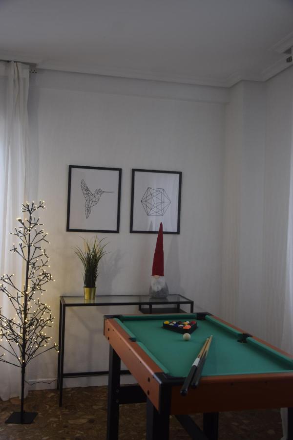 Casa En Chapela, Con Vistas A La Ria De Vigoヴィラ エクステリア 写真