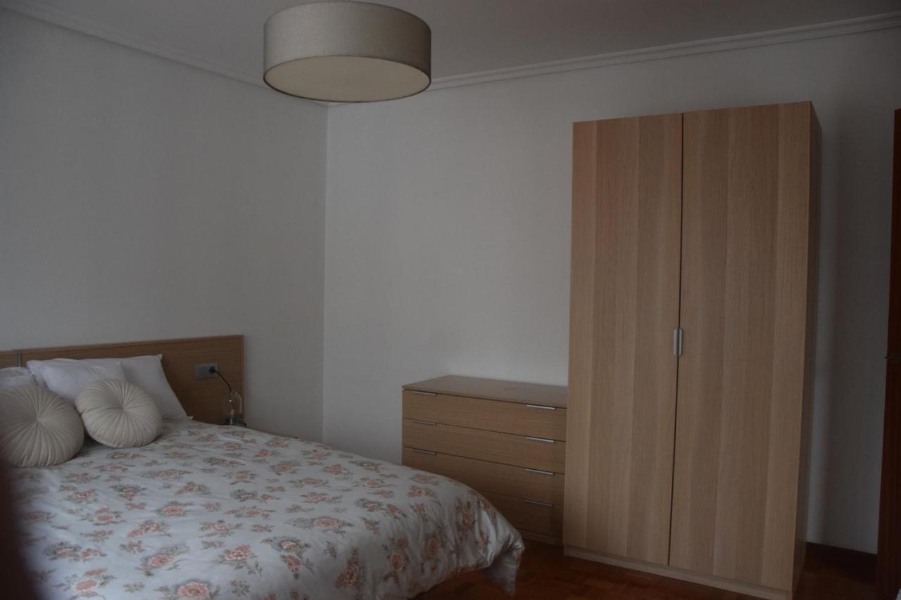 Casa En Chapela, Con Vistas A La Ria De Vigoヴィラ エクステリア 写真