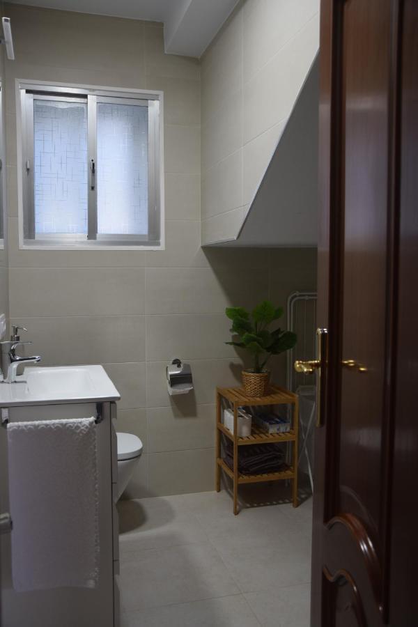 Casa En Chapela, Con Vistas A La Ria De Vigoヴィラ エクステリア 写真