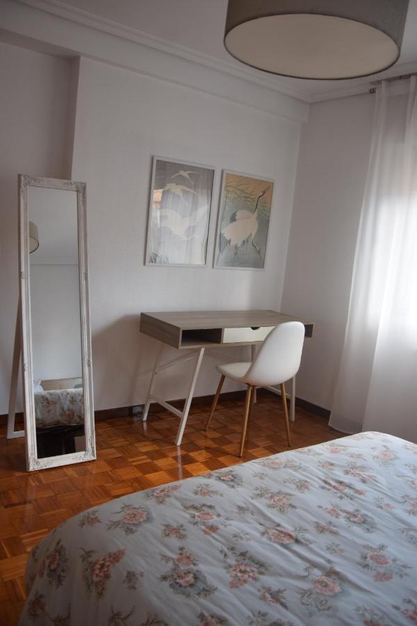 Casa En Chapela, Con Vistas A La Ria De Vigoヴィラ エクステリア 写真