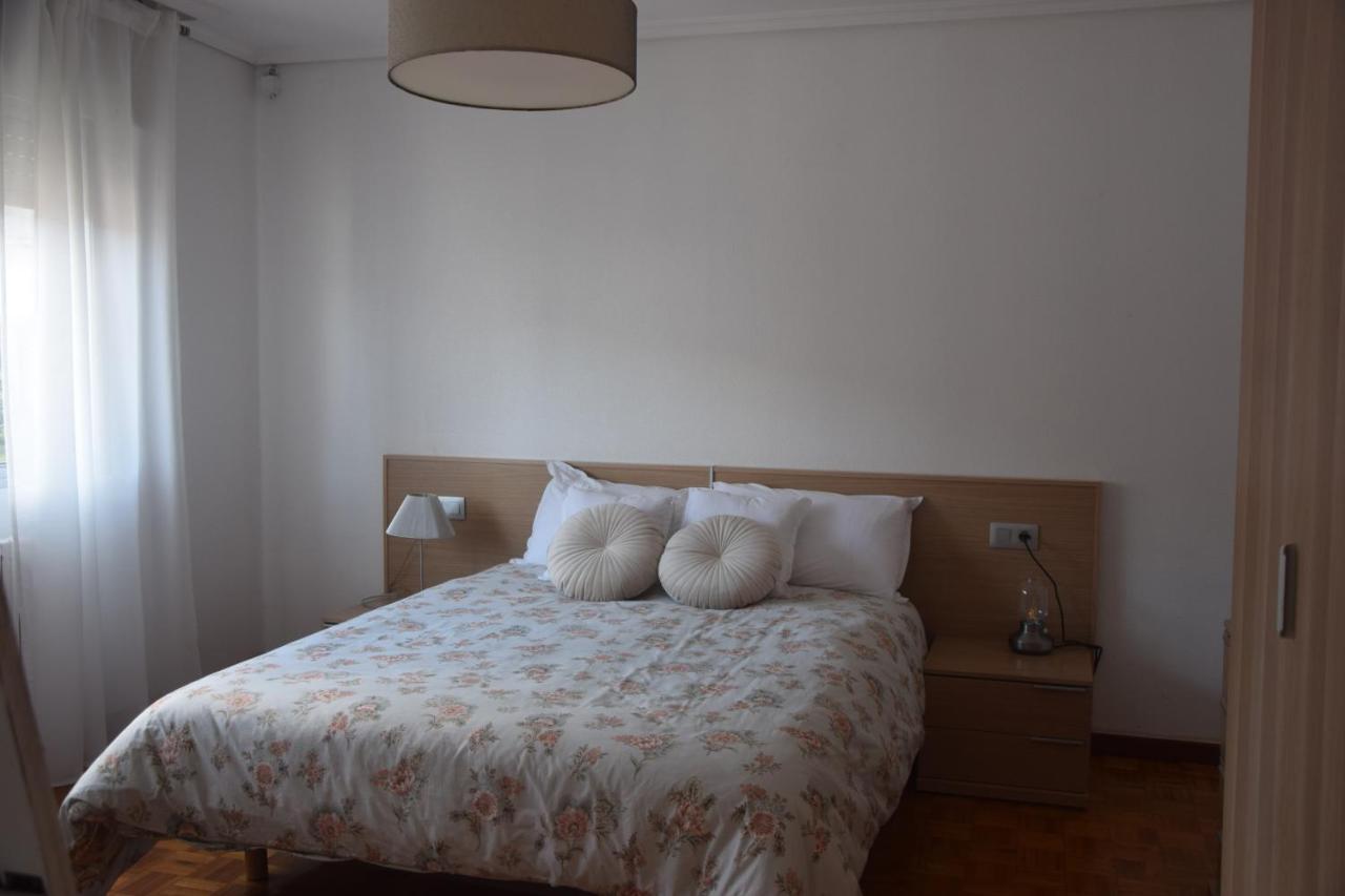 Casa En Chapela, Con Vistas A La Ria De Vigoヴィラ エクステリア 写真